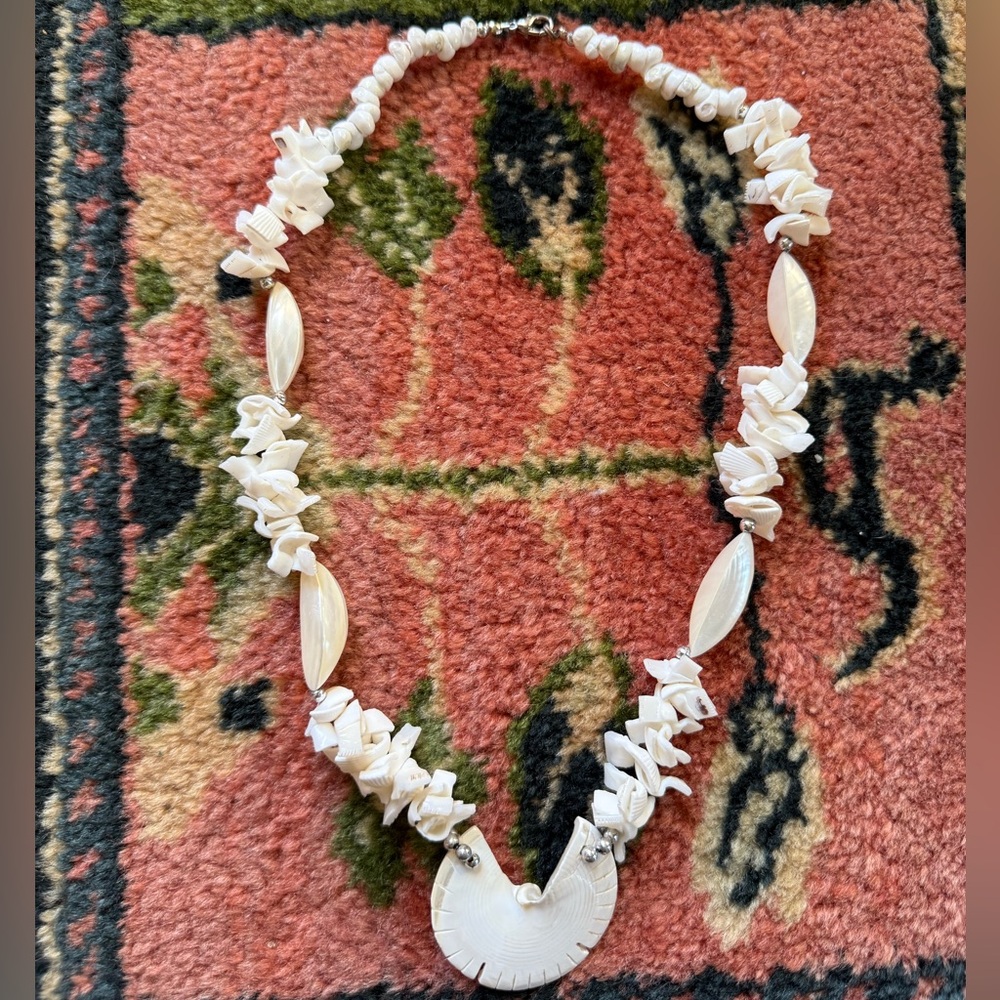 Anthropologie Elegant White Shell Necklace